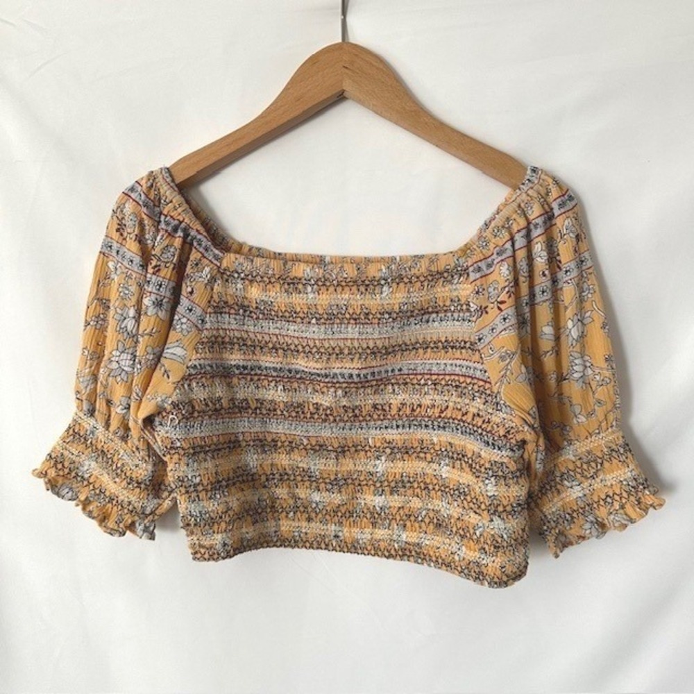 Mi Ami Floral Smocked Crop Top Women L Yellow Boho Peasant Festival NWOT